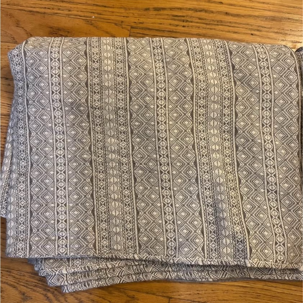 DIDYMOS Stylish Gray Geometric Wrap